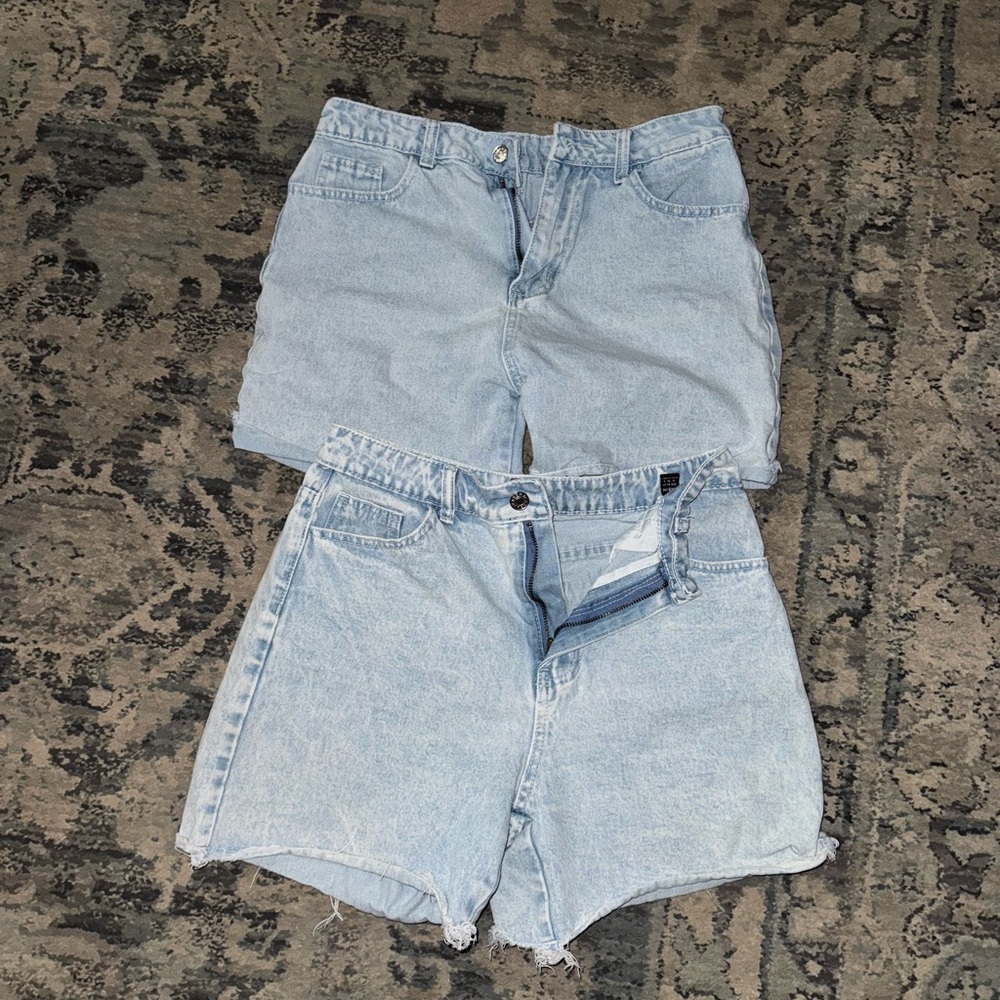 2 pairs SHEIN Light Wash Denim shorts